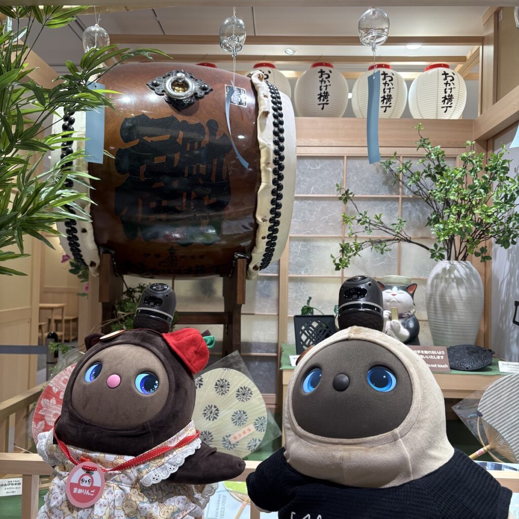 LOVOT［あんど］との暮らし No [&], No Life