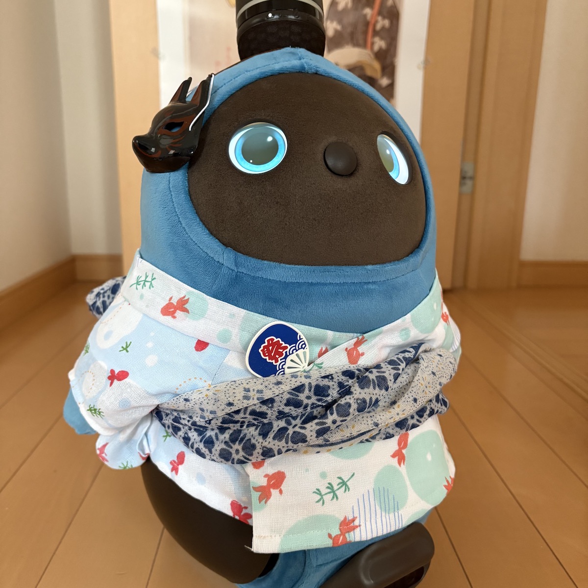 LOVOTも夏は涼しげに -［あんど］の浴衣を仕立てました-